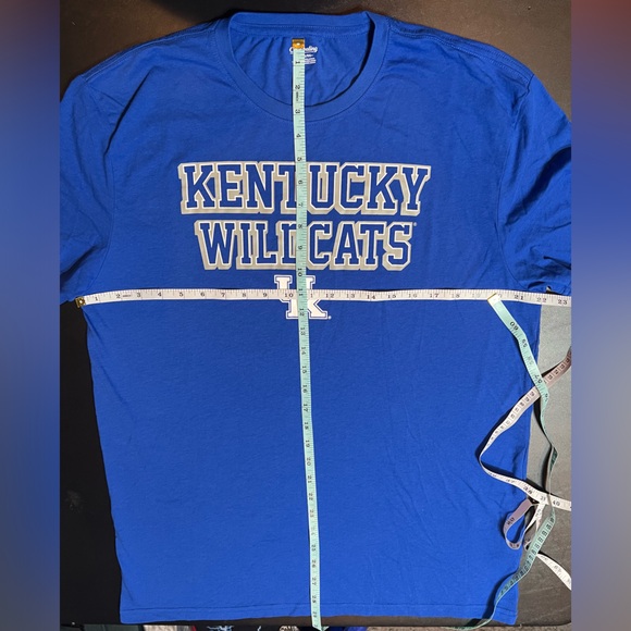 Kentucky Wildcats T-Shirt (NWOT) - Picture 5 of 6
